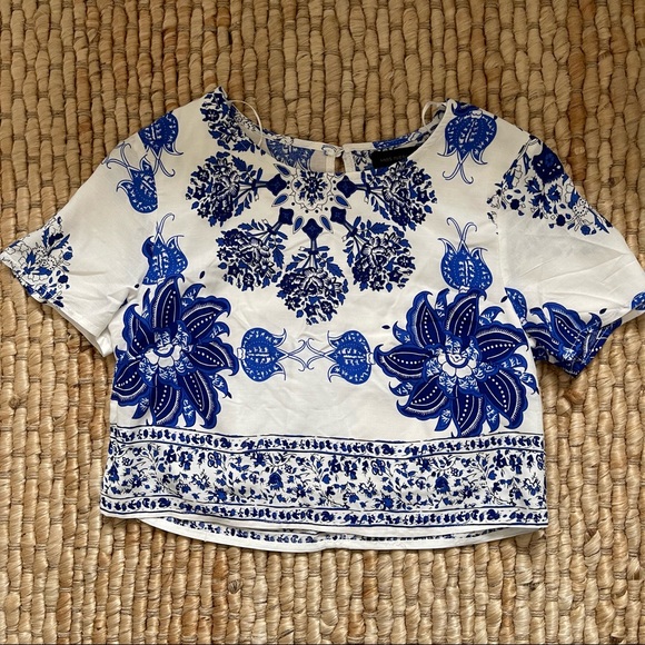 Miss Avenue Two Piece Short Set - Picture 3 of 6